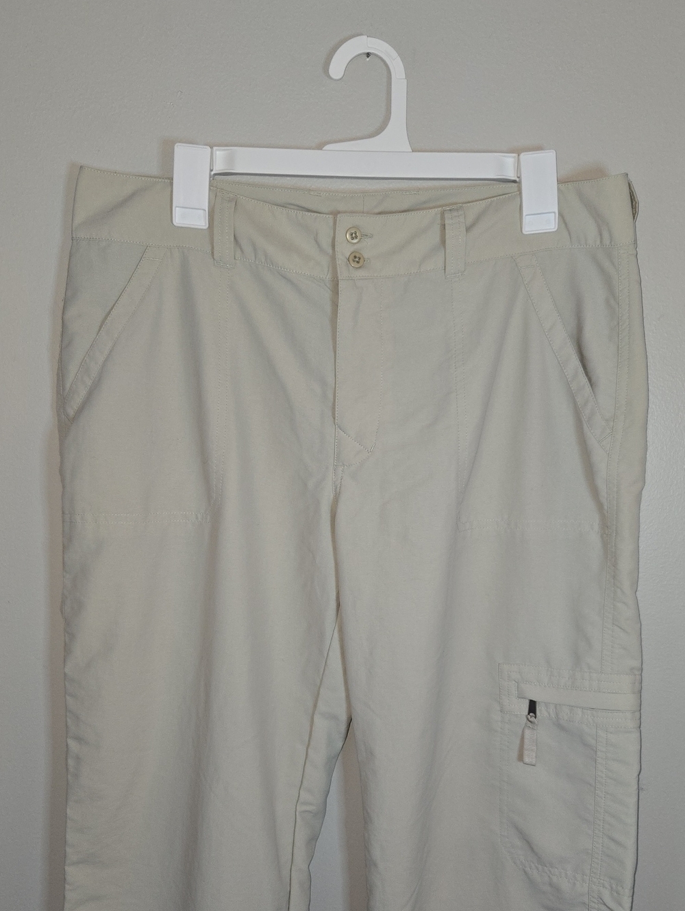 Royal Robbins Size 12 Lightweight Tan Cargo Travel Hiking Cropped Pants